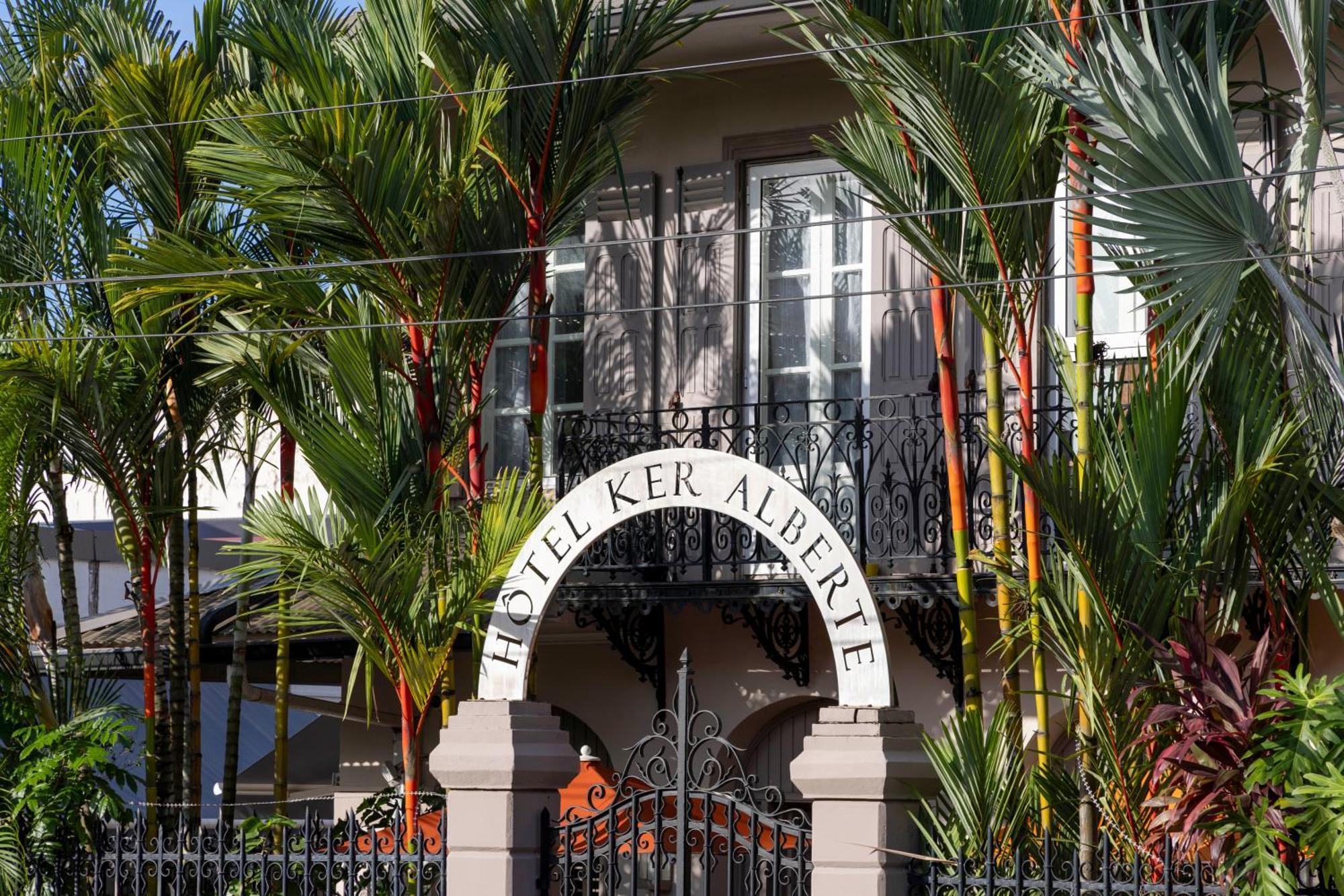 Hotel Ker Alberte カイエンヌ エクステリア 写真